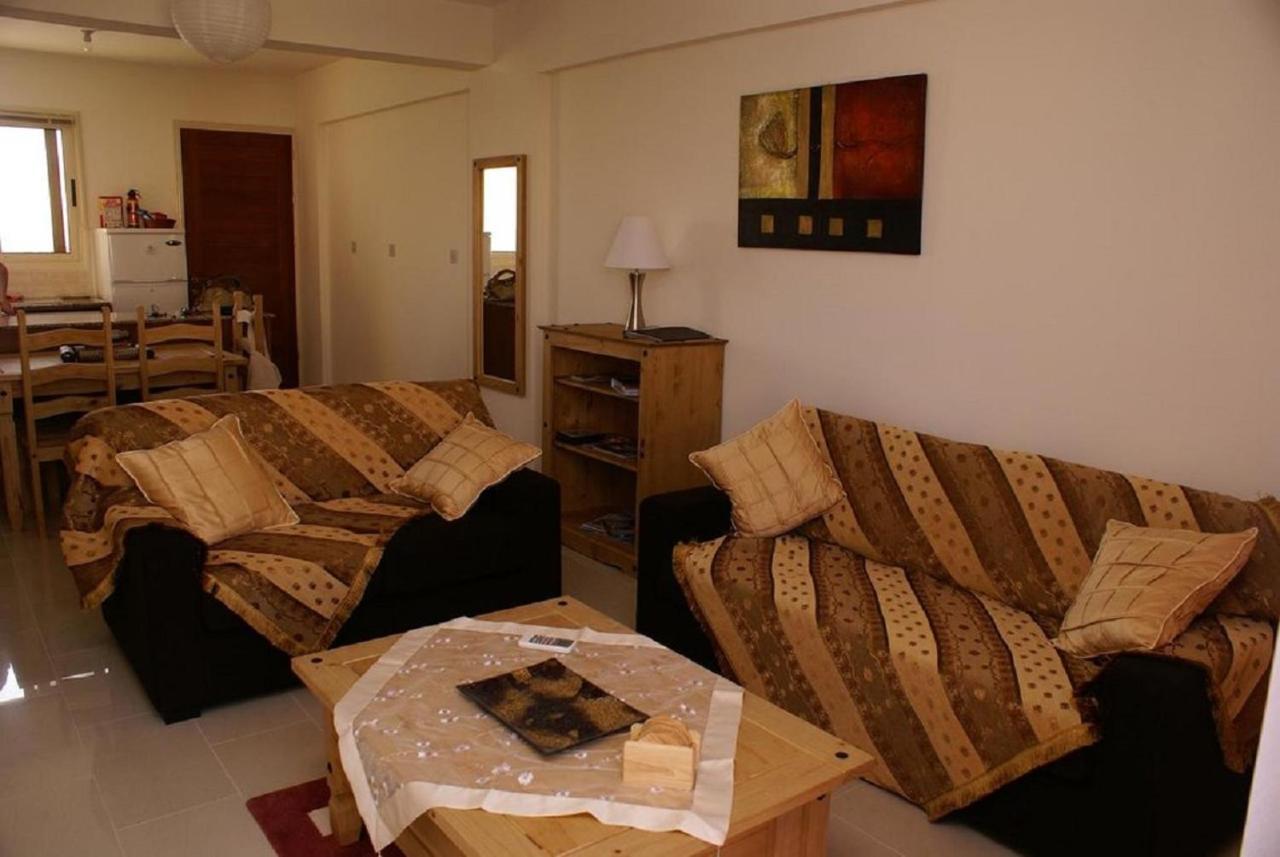 Pleasantly Furnished Apartment B201 With Large Terrace, Wi-Fi & Android Tv 佩亚 外观 照片